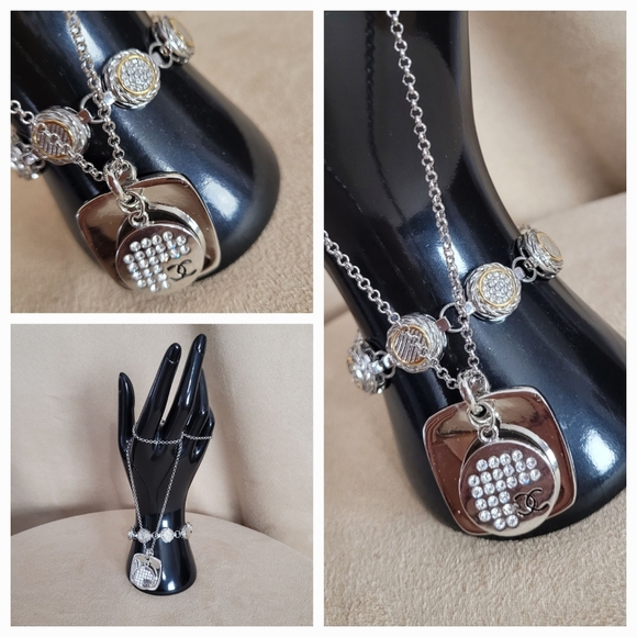 CC LOGO NECKLACE - Picture 3 of 9